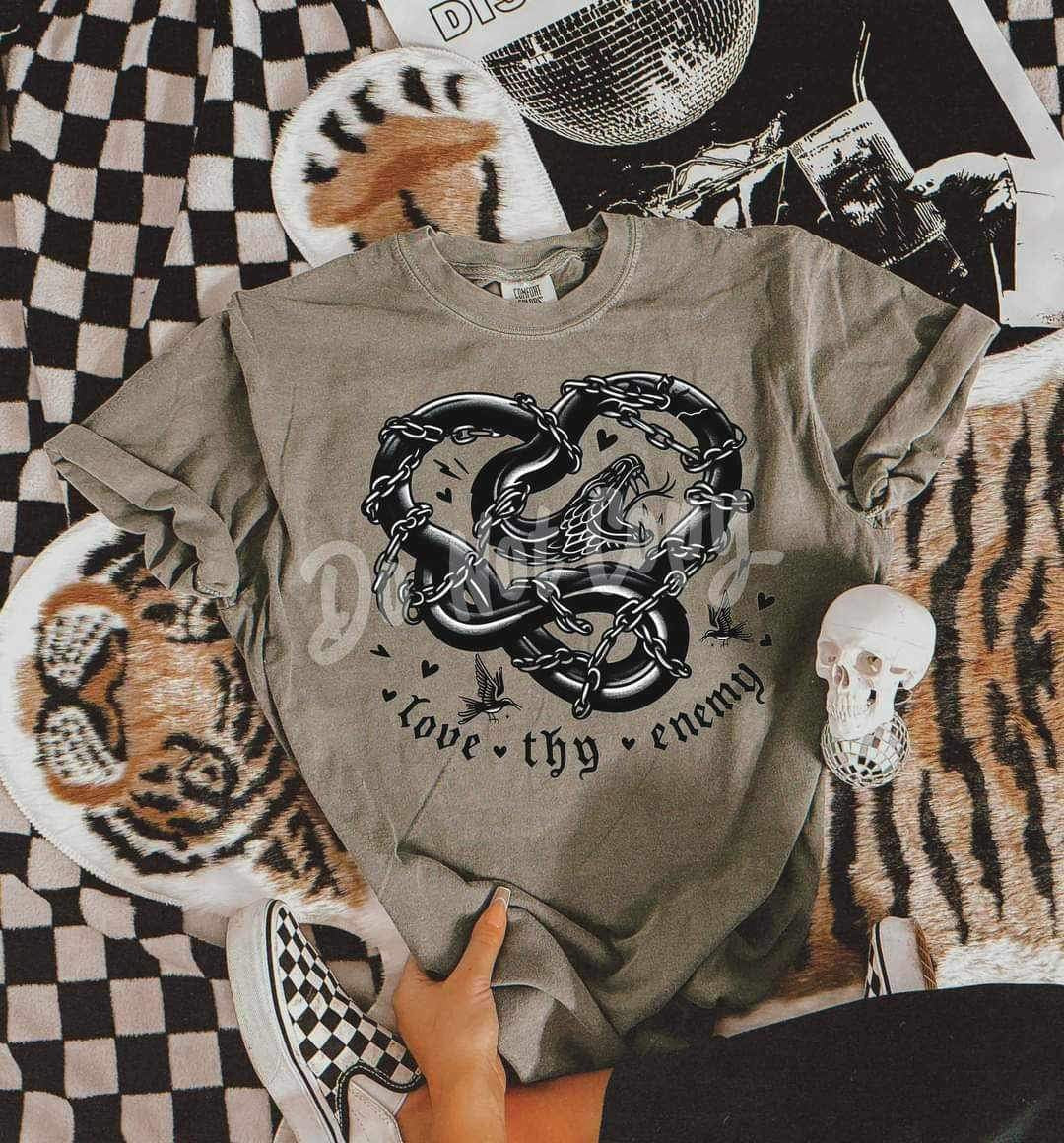 Love thy enemy snake with chains (RTD) 25668 DTF transfer