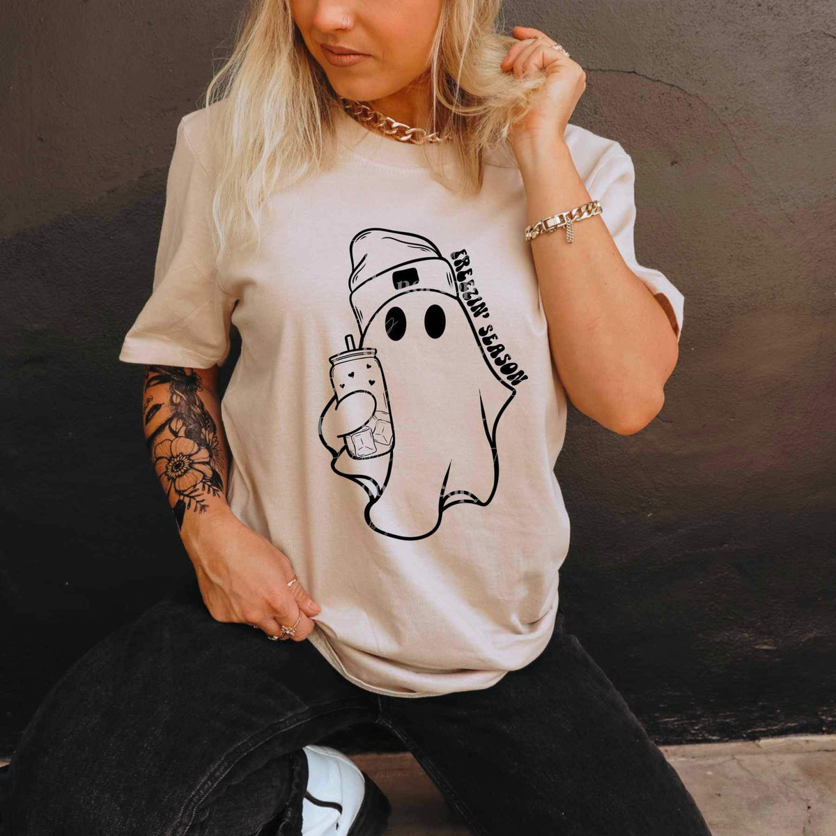 Freezin season ghost with beanie and cup BLACK 16068 DTF Transfer