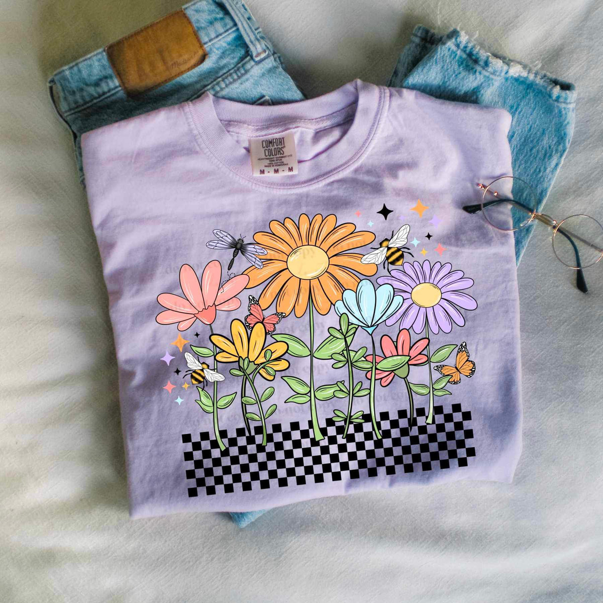 Spring flowers and bees checkered print (CSC) 26056 DTF transfer