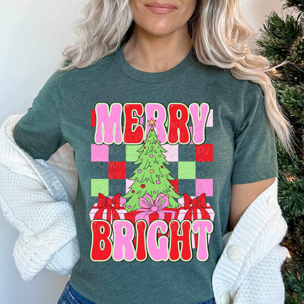 Merry bright (tree with red and pink checkered font) 16488 DTF Transfer