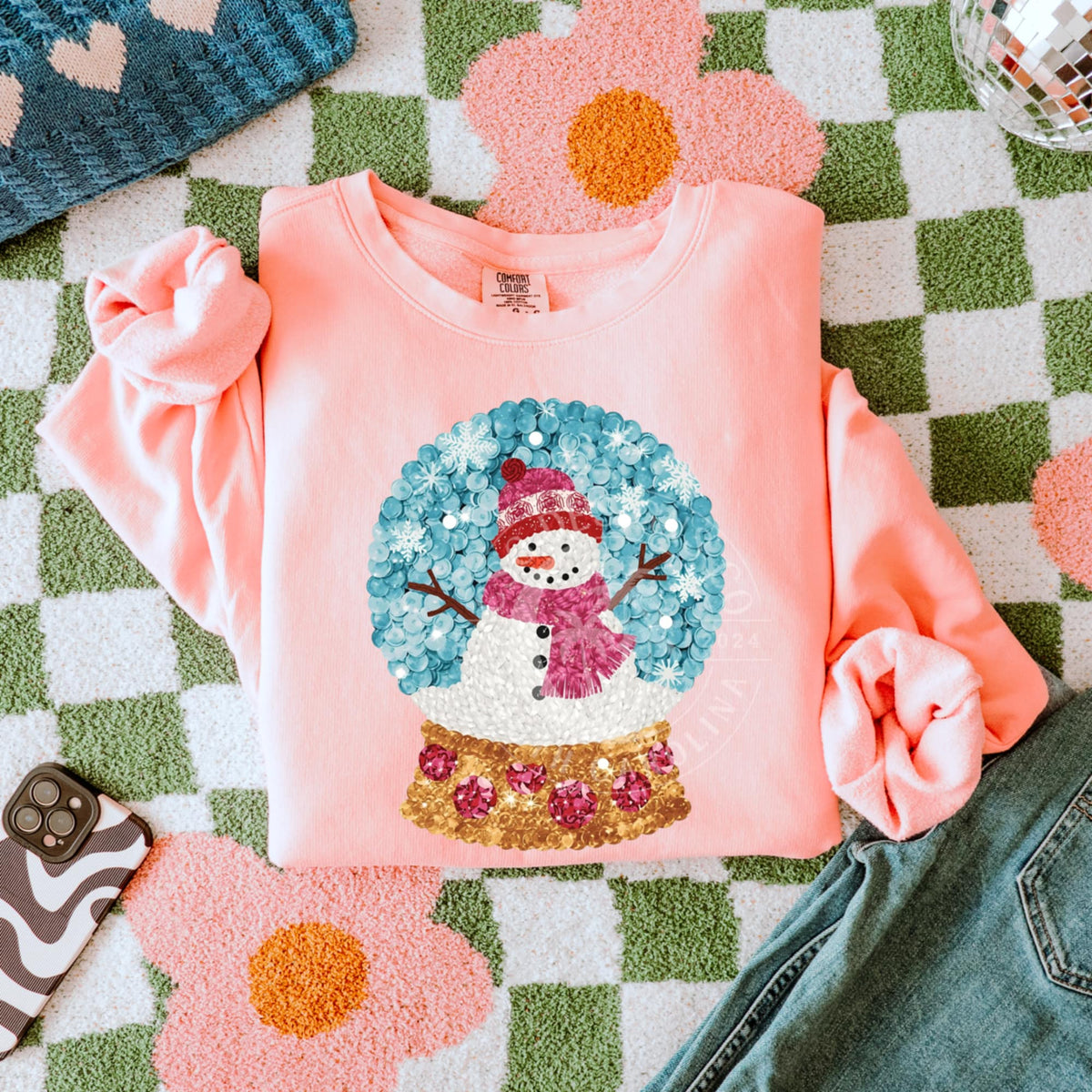 Faux Sequin snowman snow globe (CSG) DTF transfer