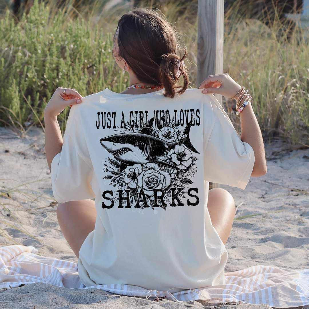 Just a girl who loves sharks (LYTTLE) 36905 DTF transfer