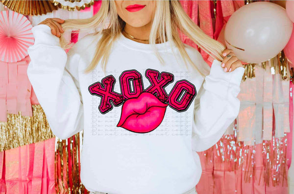 Xoxo with lips 17640 DTF TRANSFER