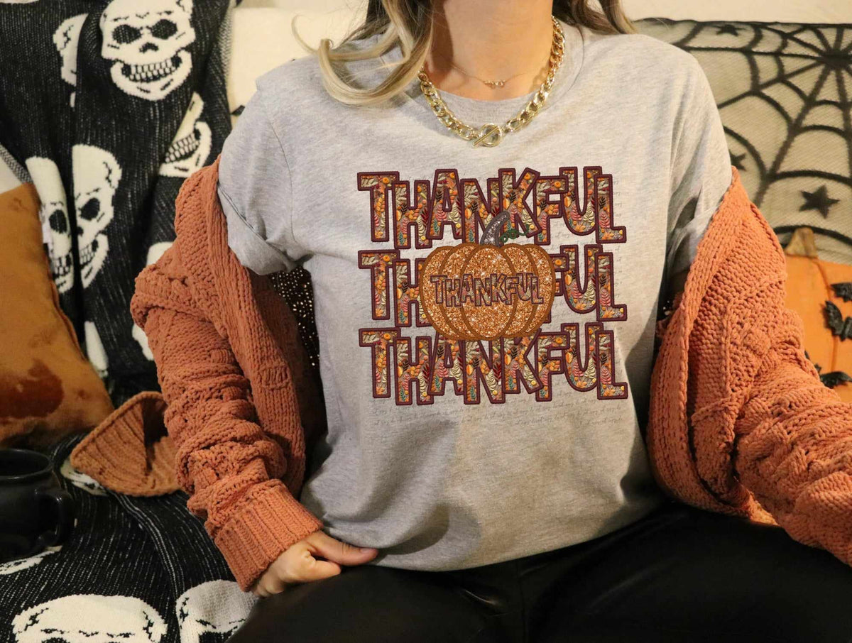 Thankful stacked GLITTER pumpkin (CITY) 37533 DTF transfer