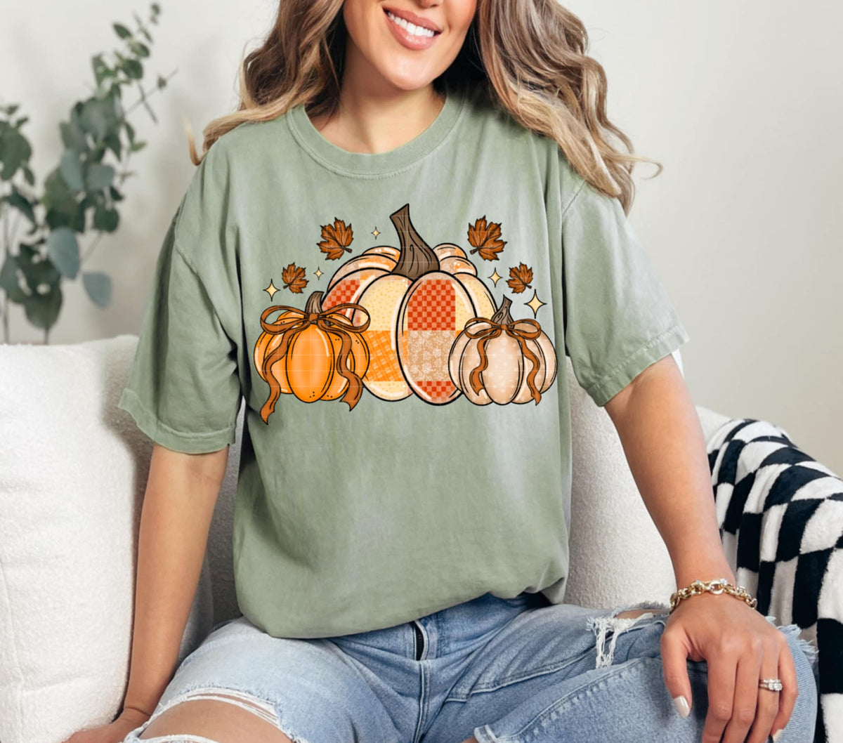Three Pumpkins with patchwork and bow (Linda) DTF transfer