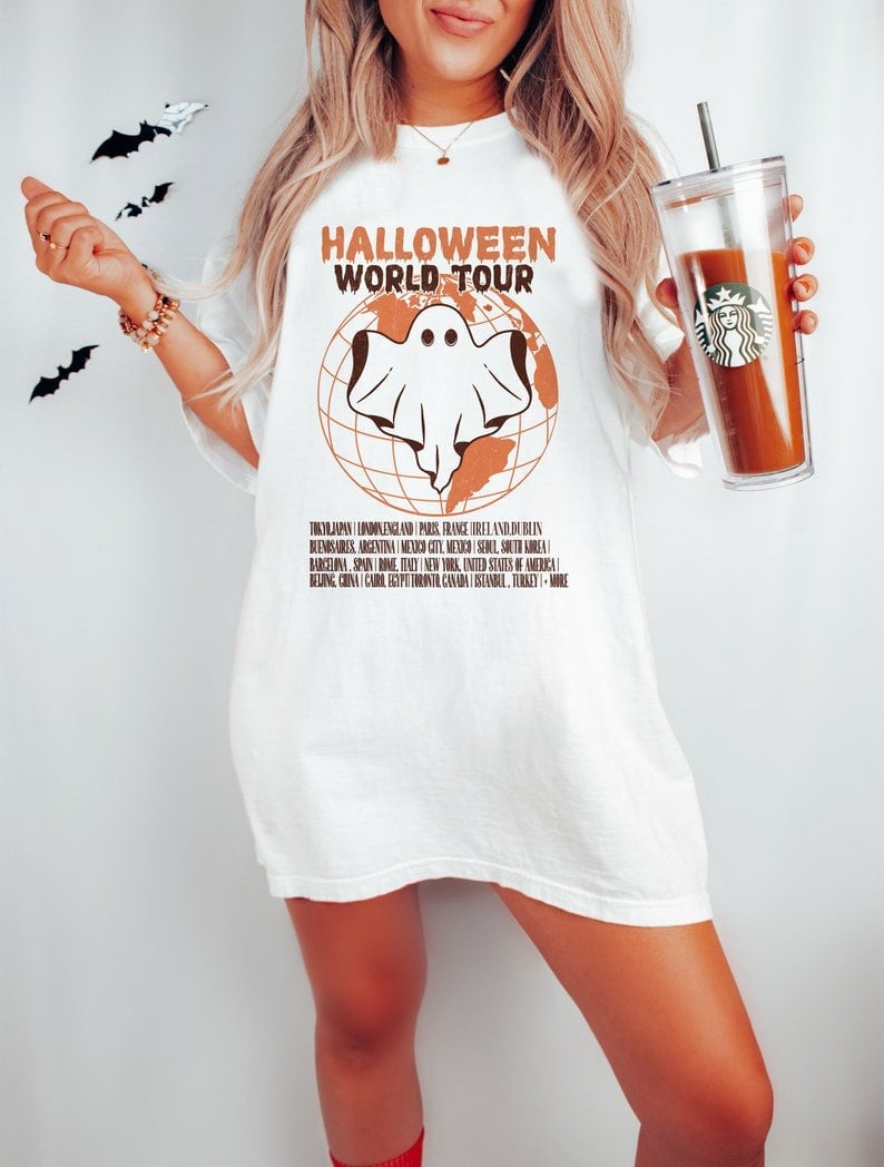 Halloween world tour ghost with globe 37638 DTF transfer