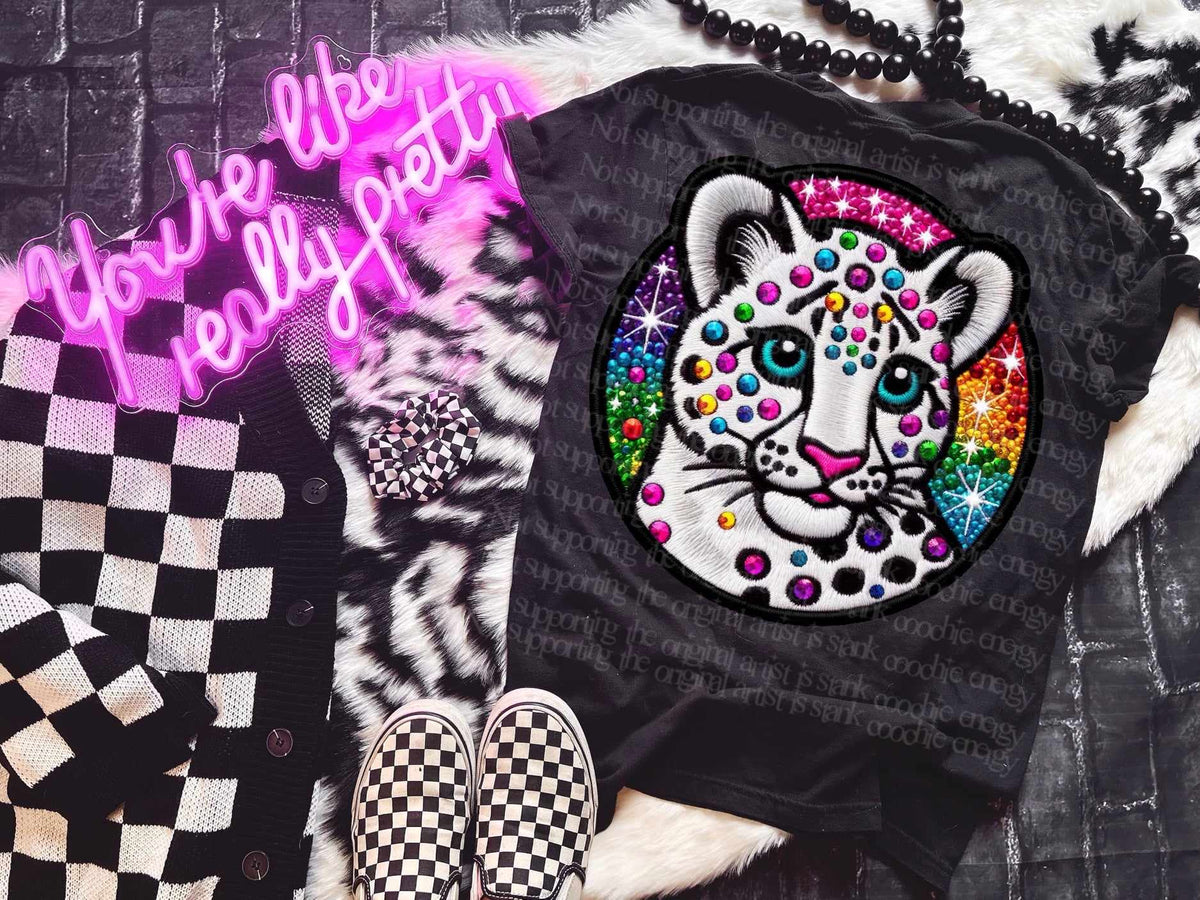 Bedazzled cat rainbow circle (GWD) 39660 DTF transfer