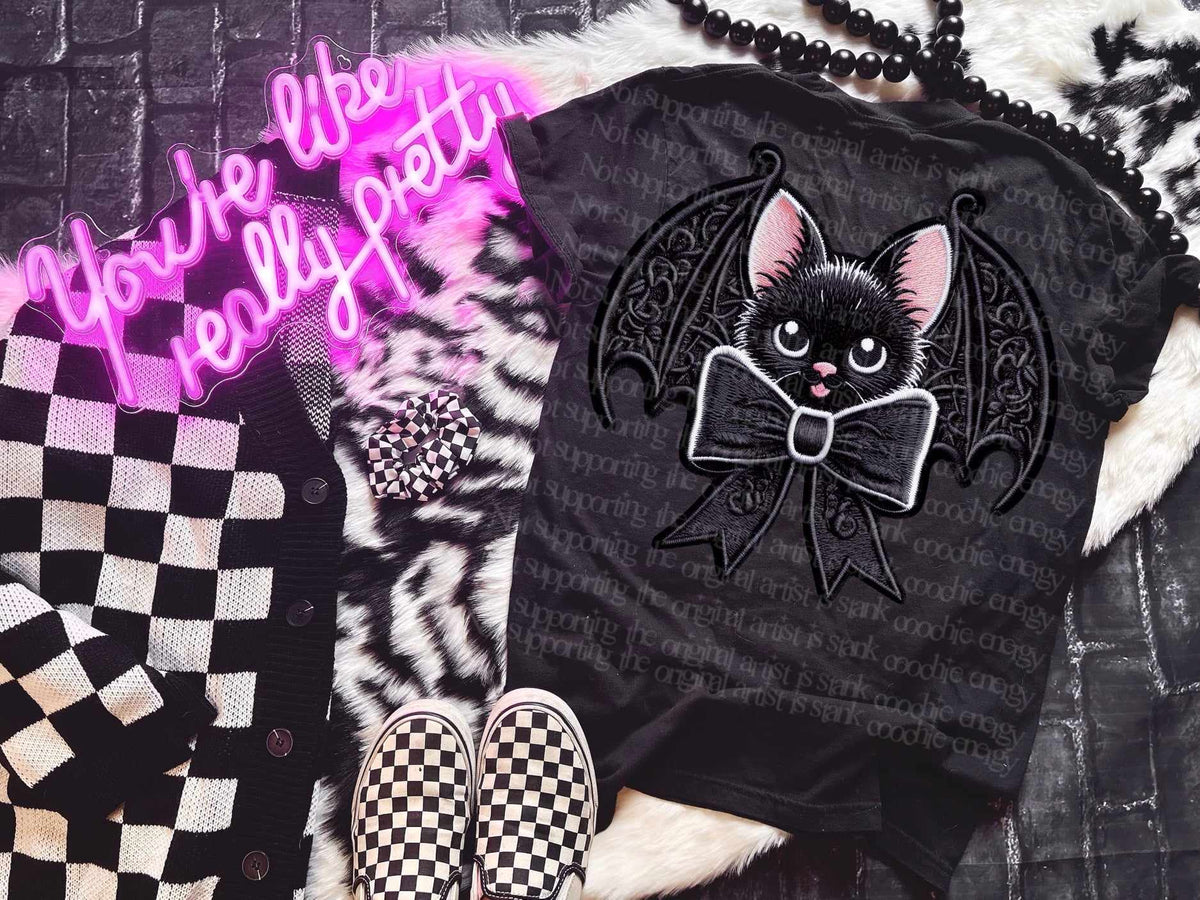 Bat with bow tie (GWD) 39663 DTF transfer