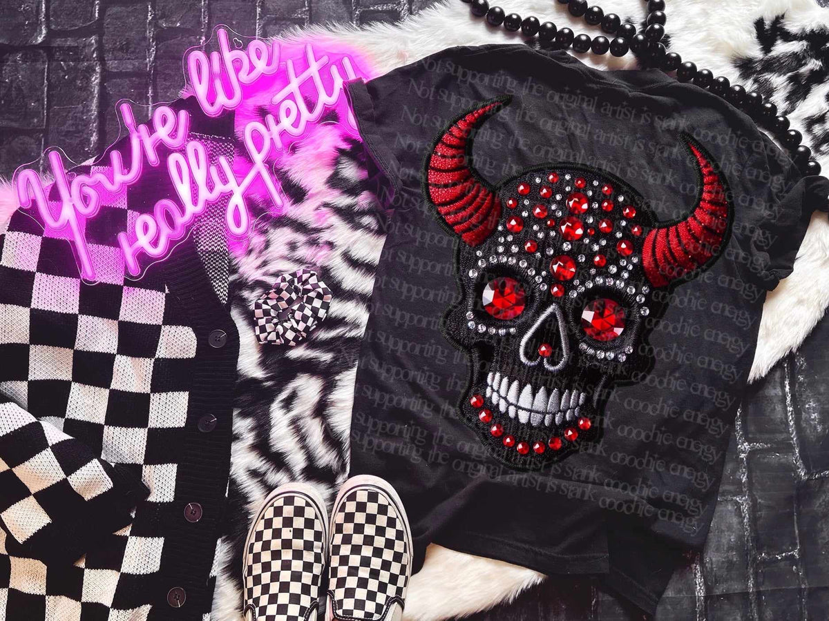 Devil skull RHINESTONES AROUND EYES (GWD) 39657 DTF transfer