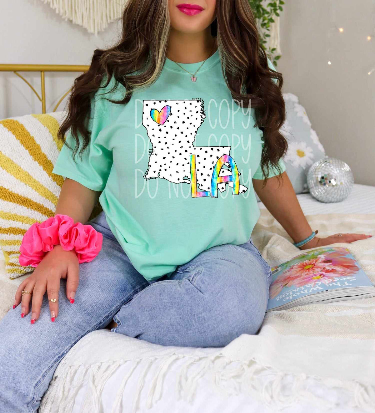 LA dotted with rainbow font 29537 DTF transfer