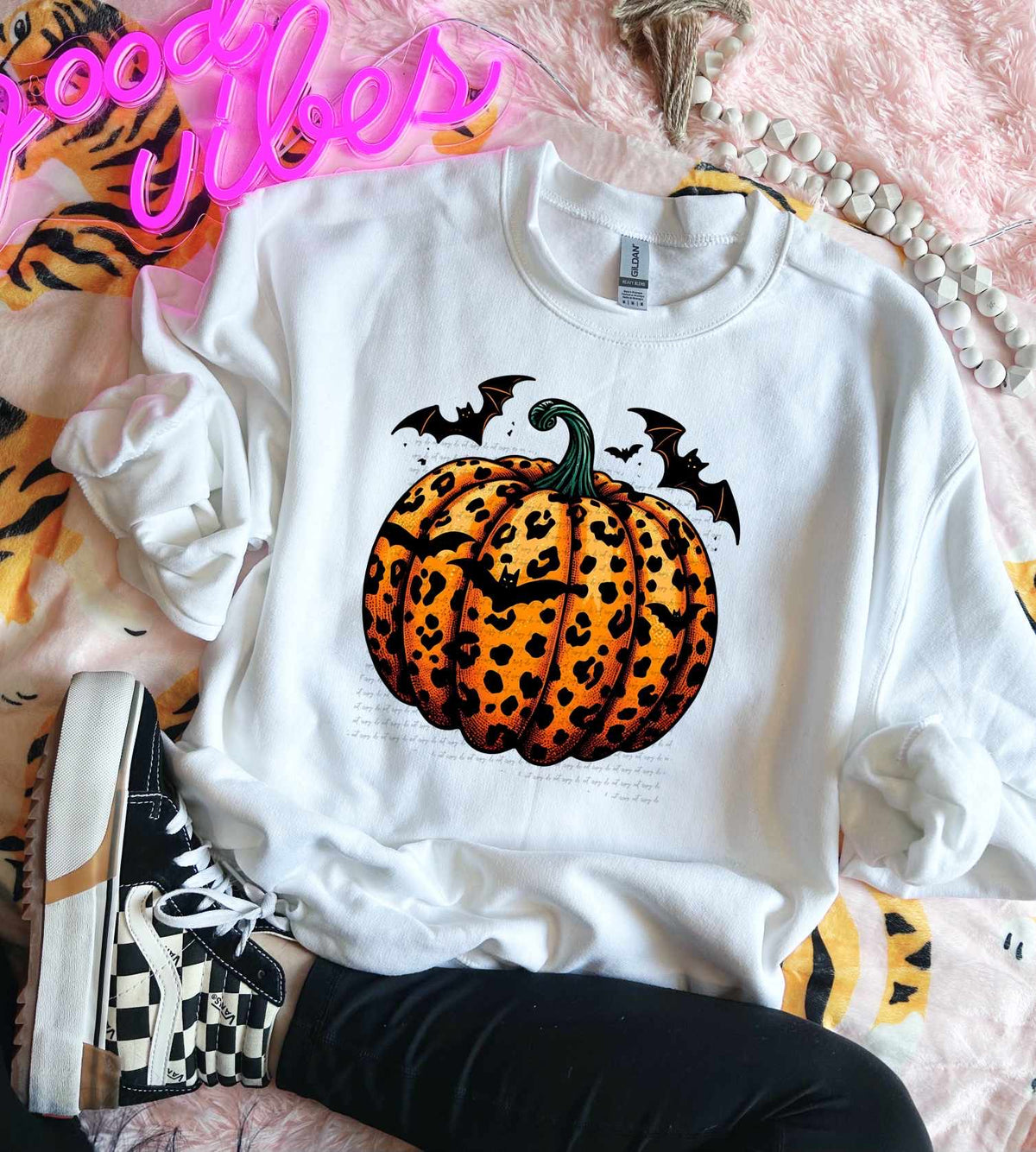 Orange leopard pumpkin with bats 41785 DTF transfer