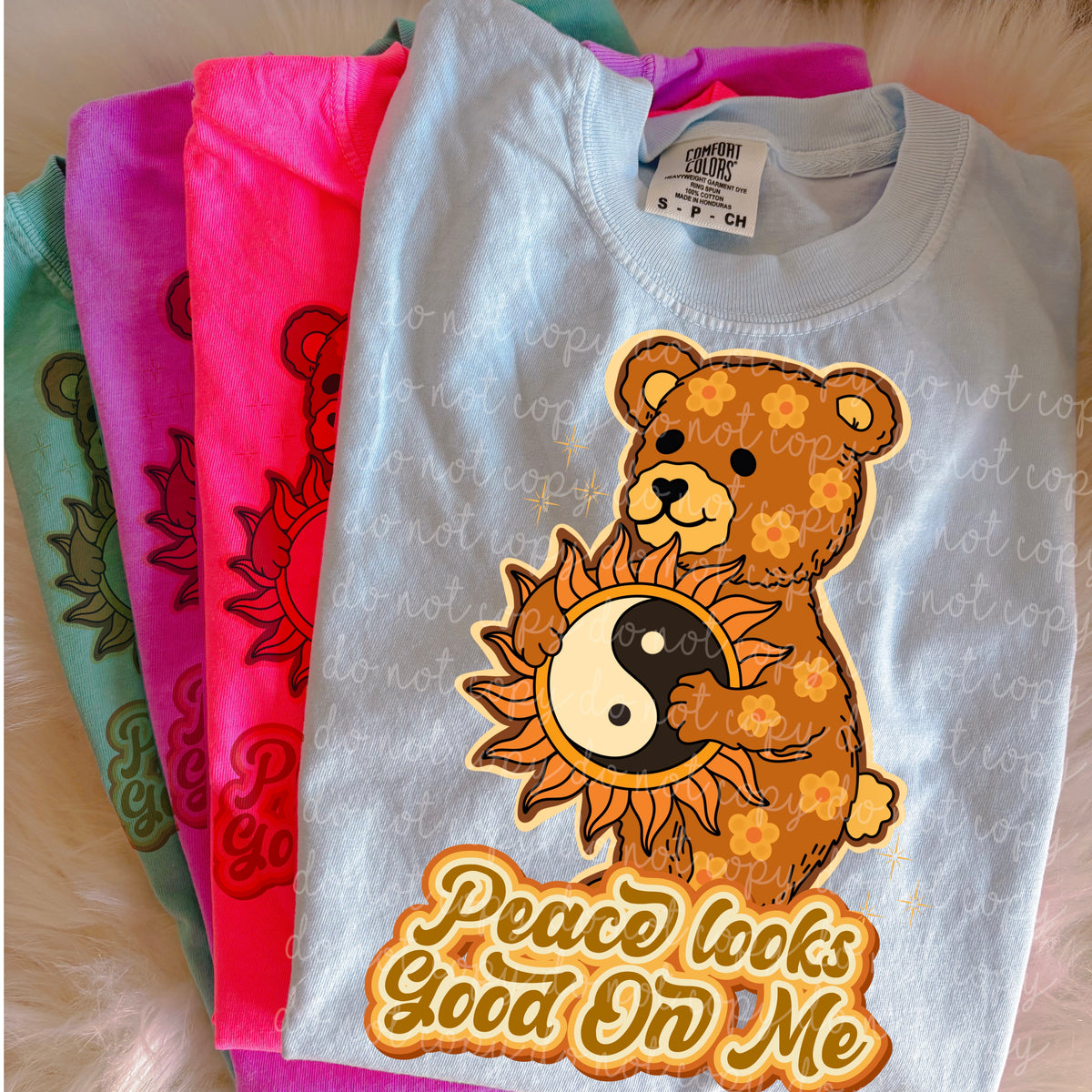 Peace looks good on me bear (MMD) DTF Transfer