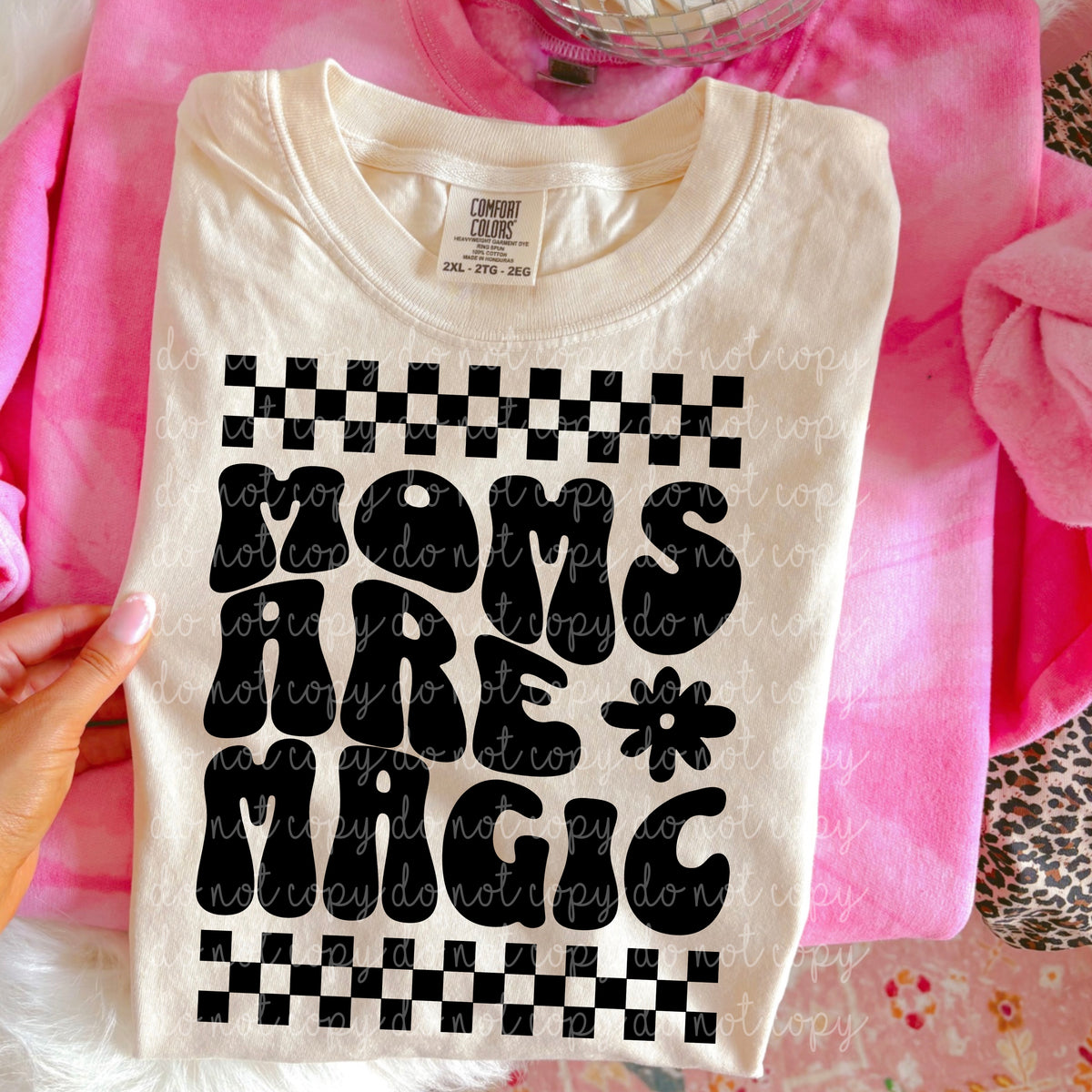 Moms are magic (BLACK) (MMD) DTF Transfer