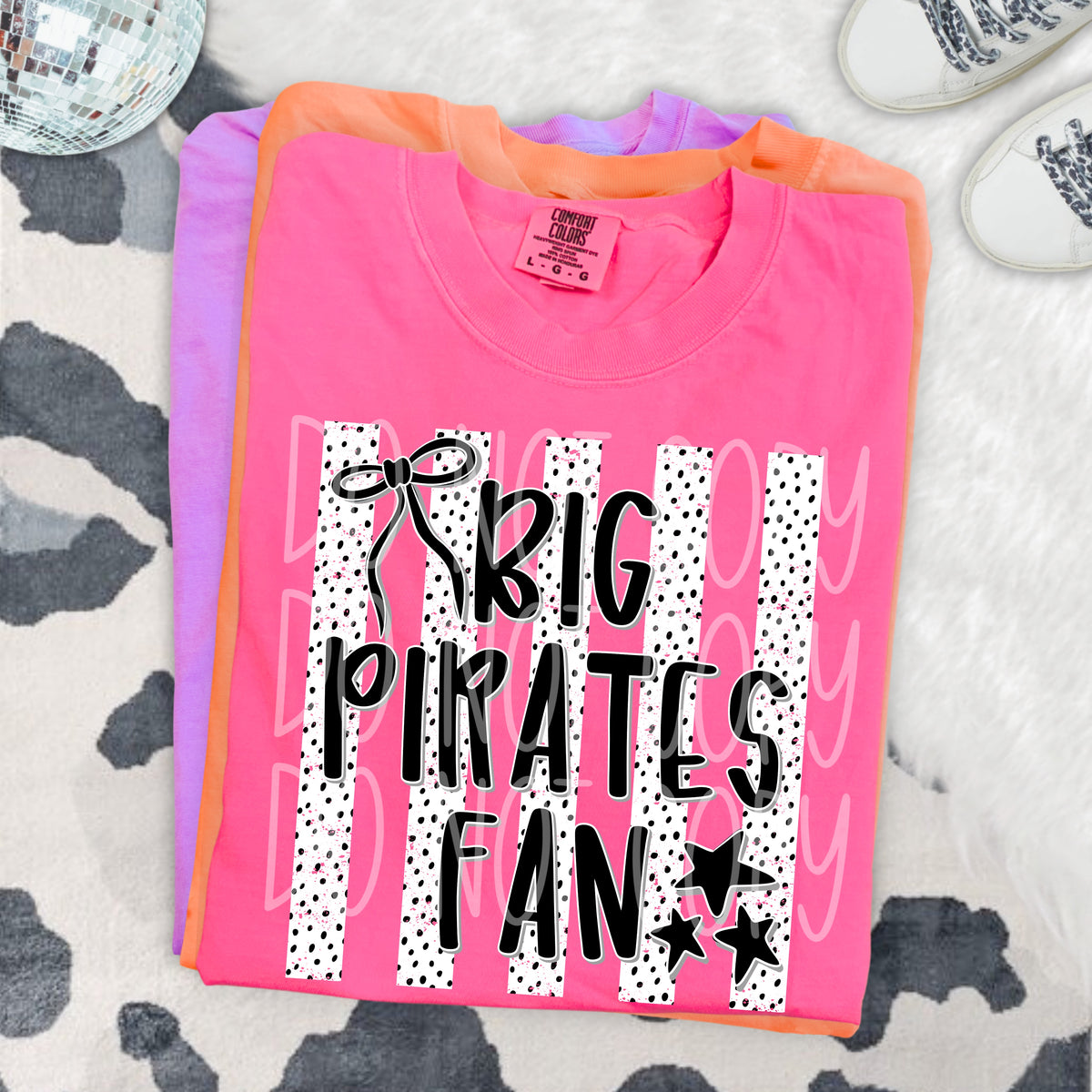 Big pirates fan black bow (PH) DTF transfer