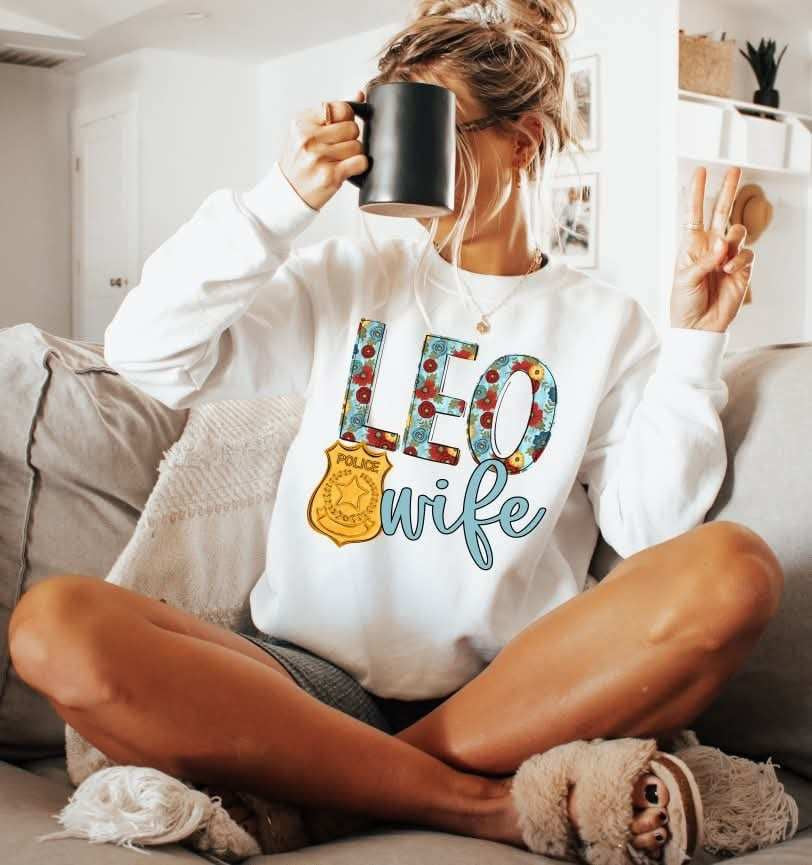 Leo Wife (S&G) 72123 DTF Transfer