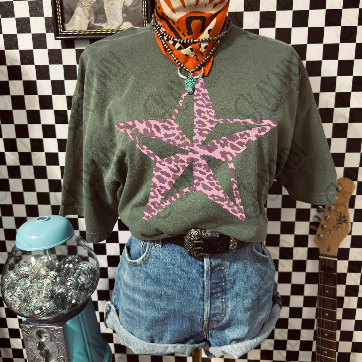 Pink leopard star (Kayndi) DTF Transfer