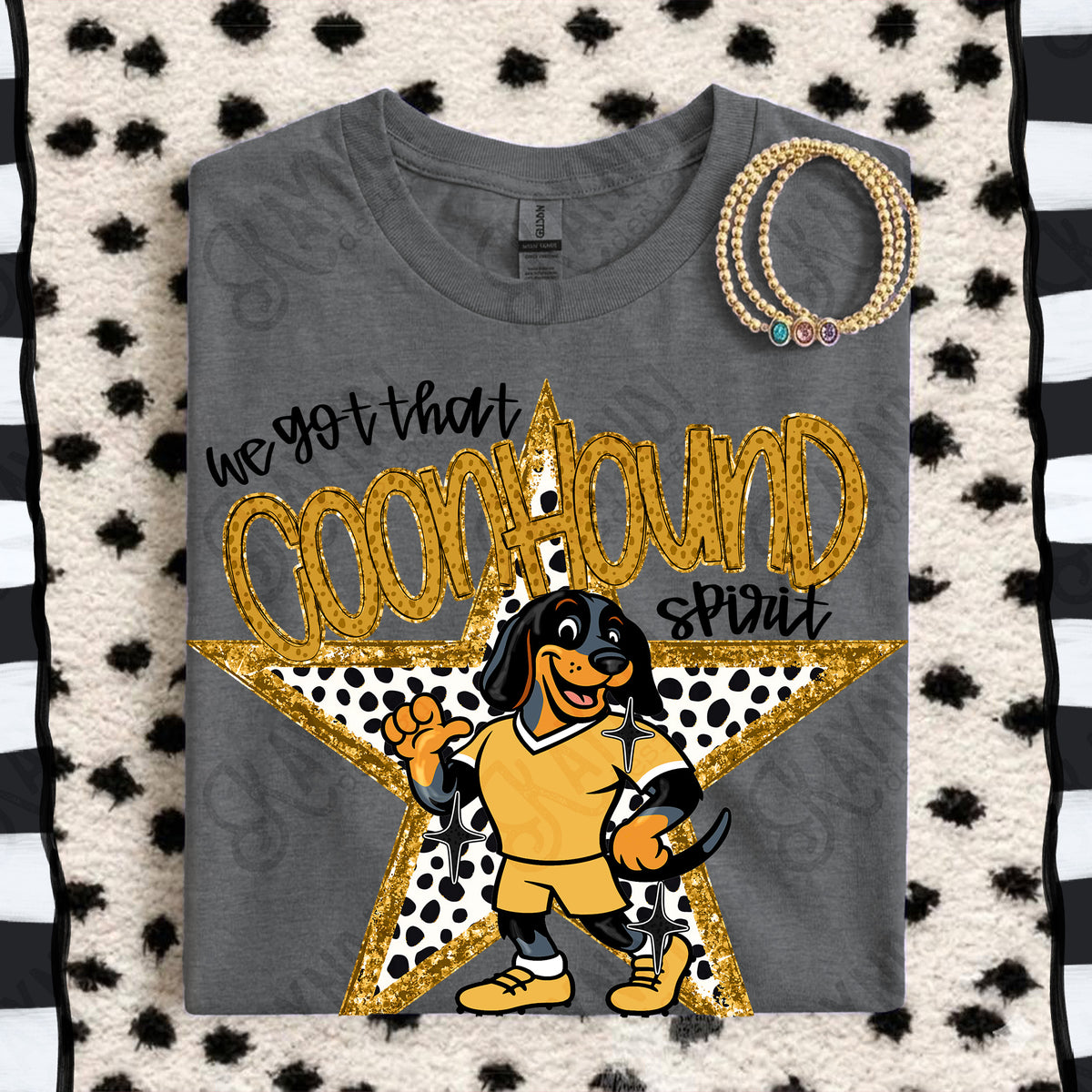 We got that Coonhound spirit star GOLD (Kayndi) DTF Transfer