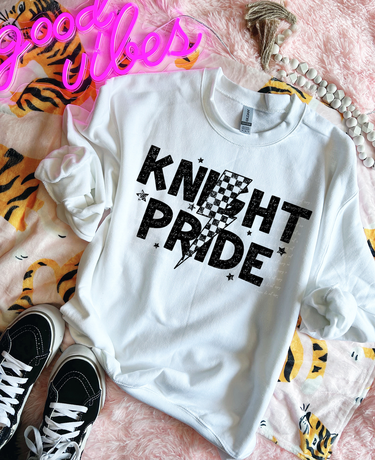 Knight Pride Checkered Lightning Bolt Black 89049 DTF Transfer