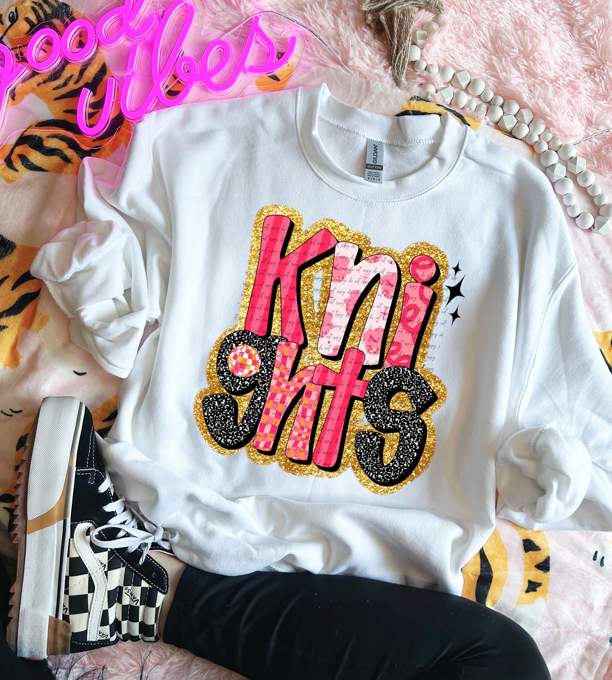 Knights Faux Glitter Retro 51625 DTF transfer