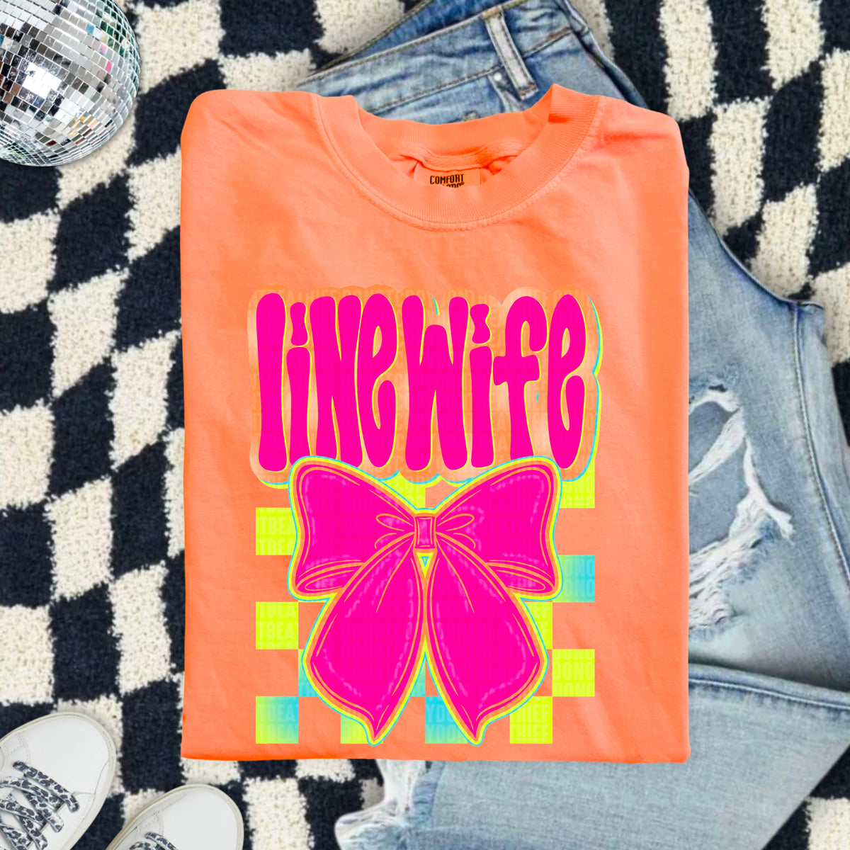 Line wife pink bow 103871 DTF transfer