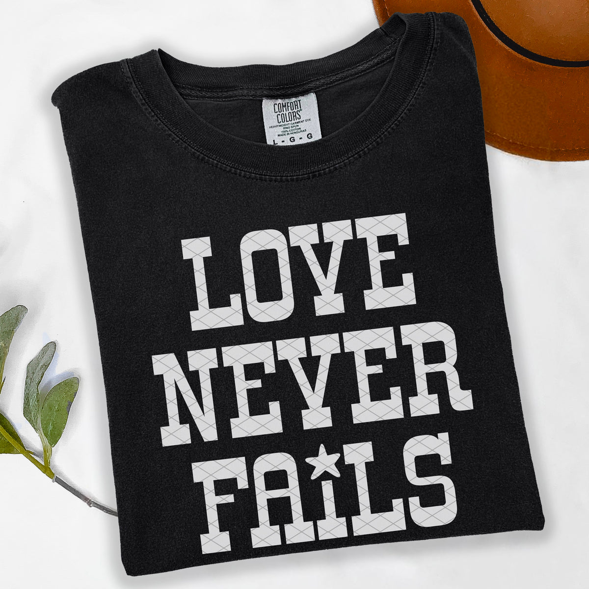 Love never fails WHITE (SDD) DTF Transfer