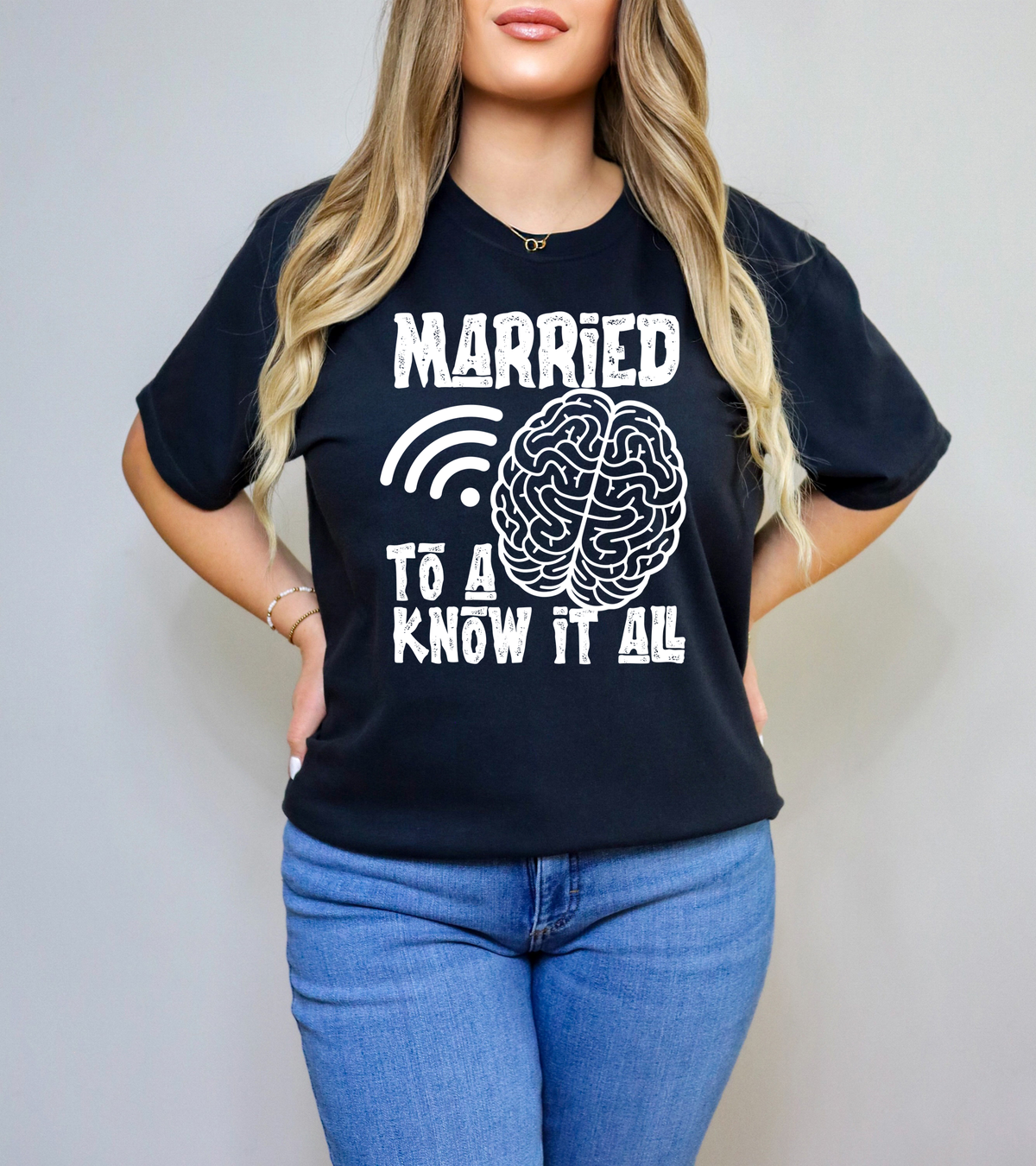 Married To A Know It All Distressed WHITE 117720 DTF transfer