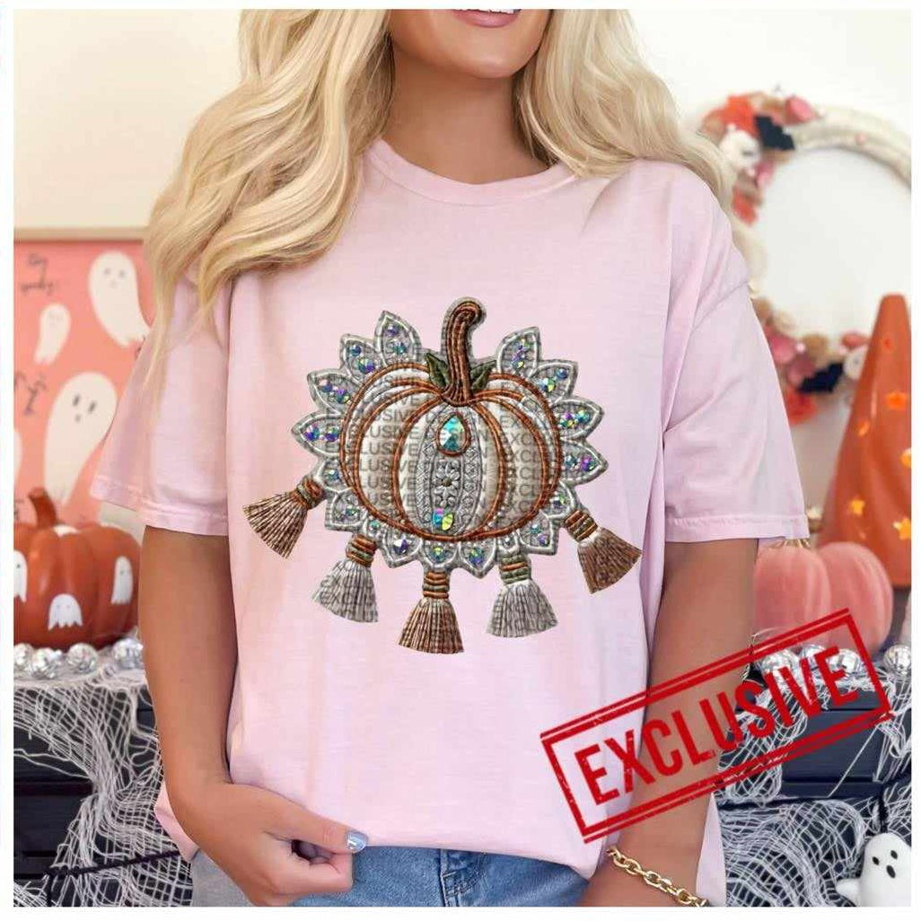 Embroidered pumpkin white and brown tassels 43771 DTF transfer