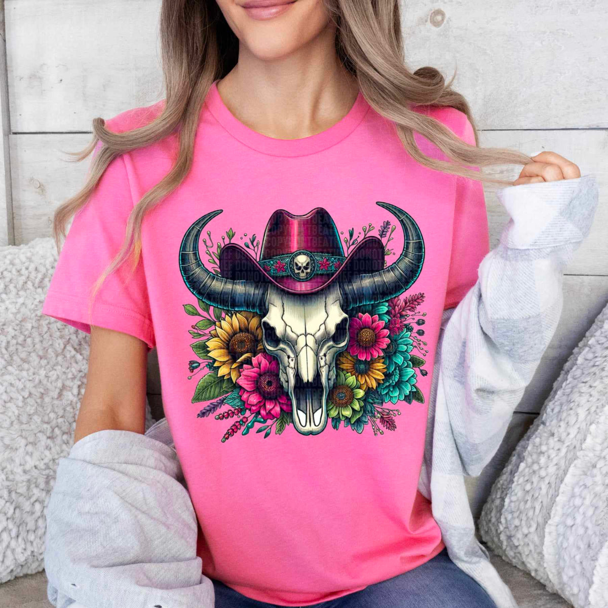Bull skull with pink hat and flowers 44006 DTF transfer