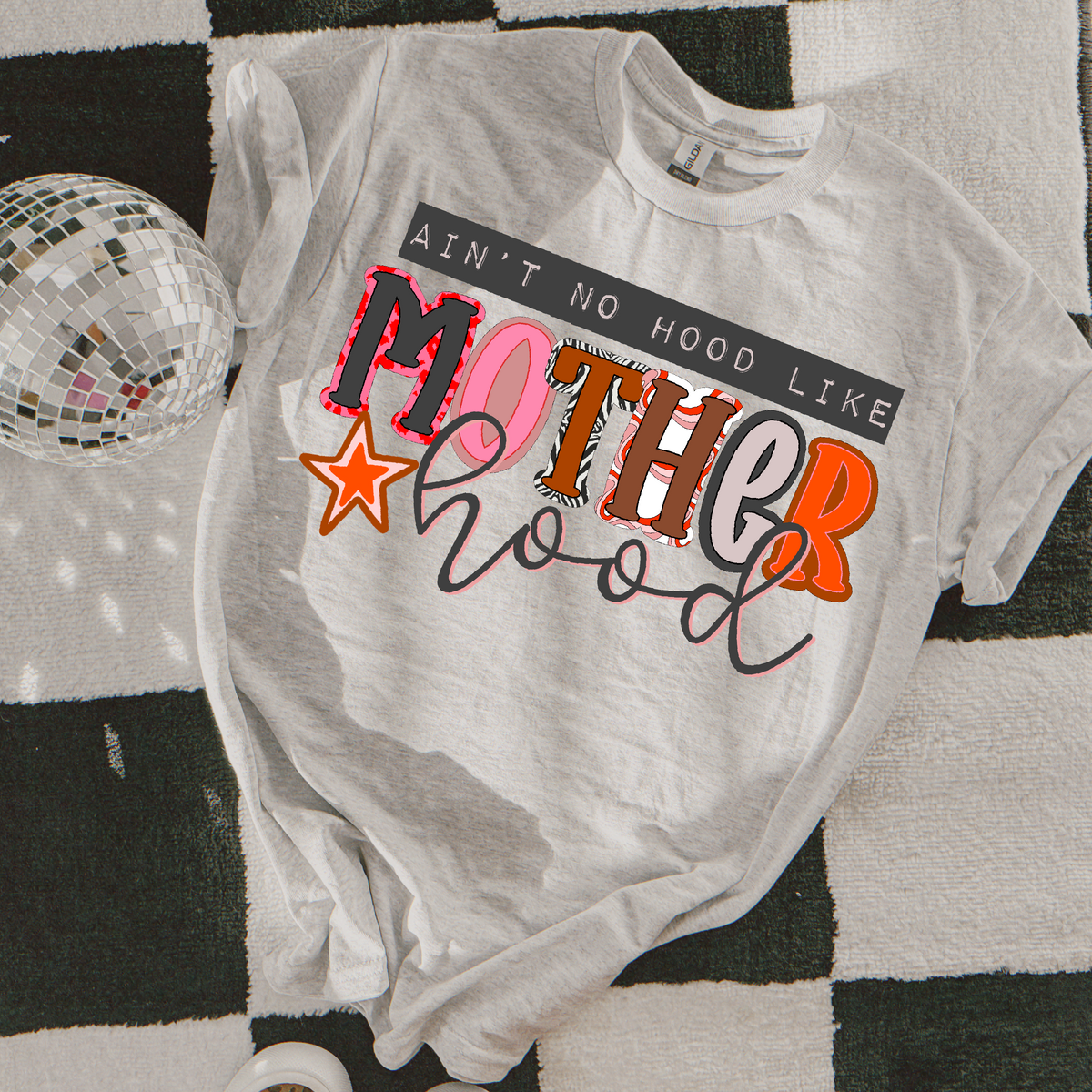 Ain't no hood like motherhood (two peas) DTF Transfer