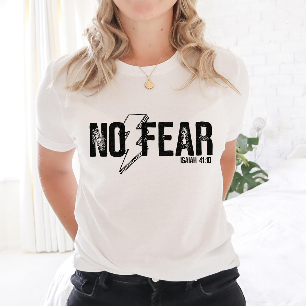 No Fear Isaiah 41:10 Lightning Bolt BLACK 116085 DTF Transfer