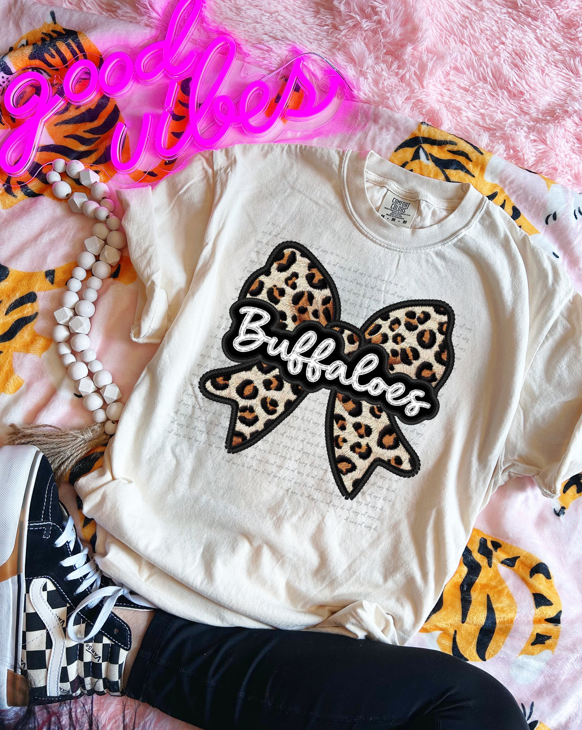 Buffaloes Faux Embroidery Bow 30544 DTF transfer