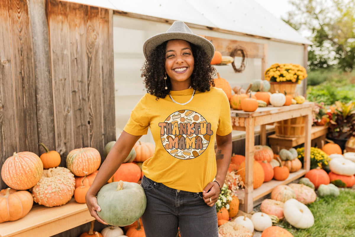 Thankful Mama circle with thanksgiving elements DTF TRANSFER