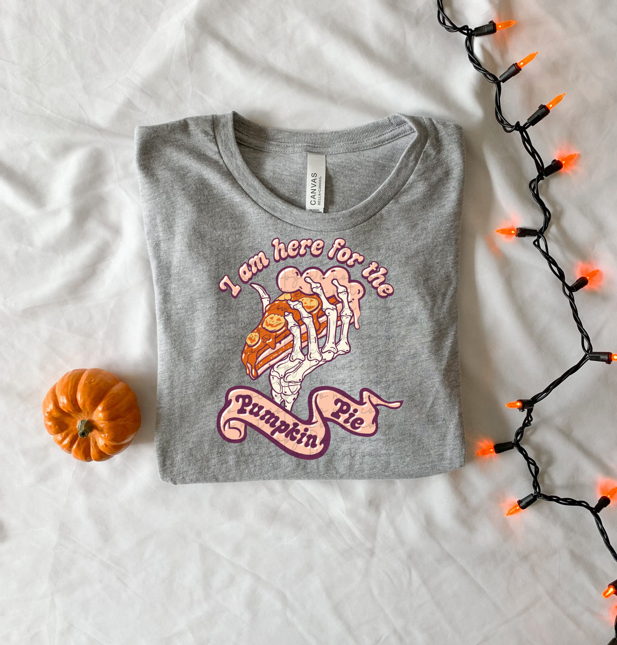 I am here for the pumpkin pie (skellie hand with pie)  2548 DTF TRANSFER