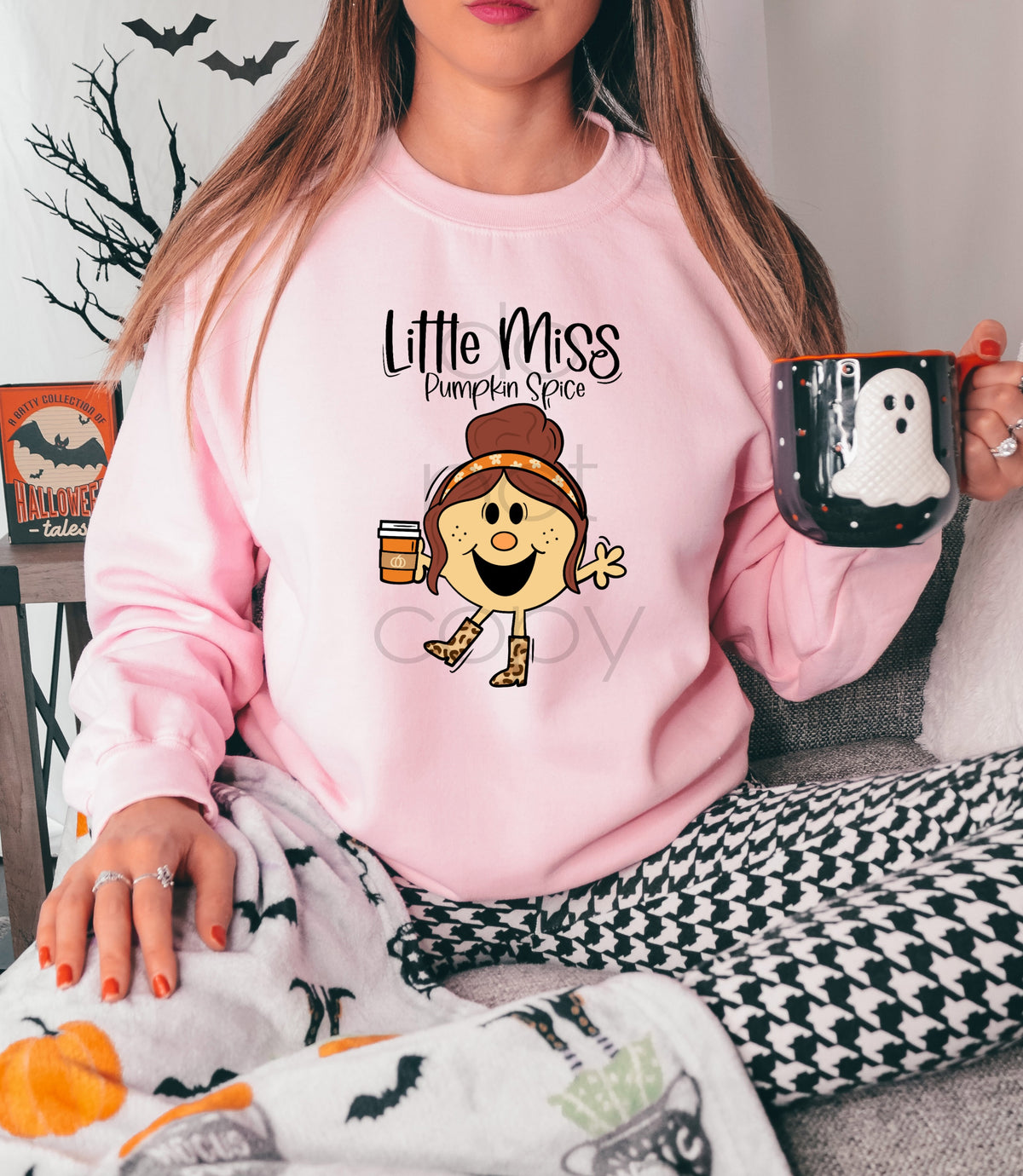 Little miss pumpkin spice BROWN HAIR (little miss with cup) 2721 DTF TRANSFER