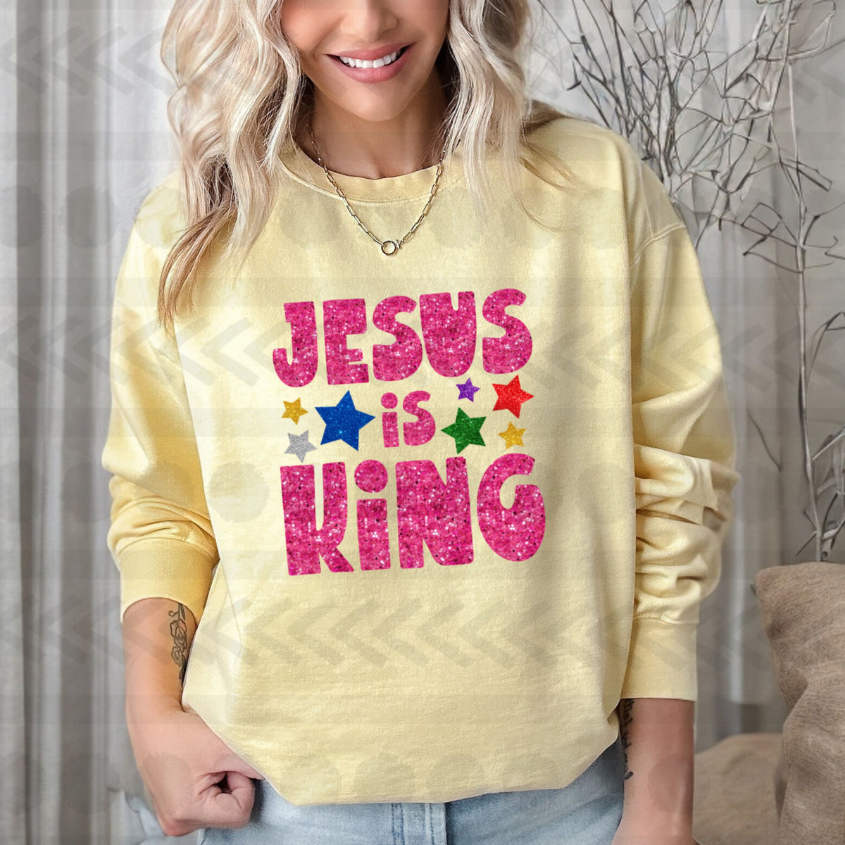 Jesus is king pink glitter 14247 DTF transfer