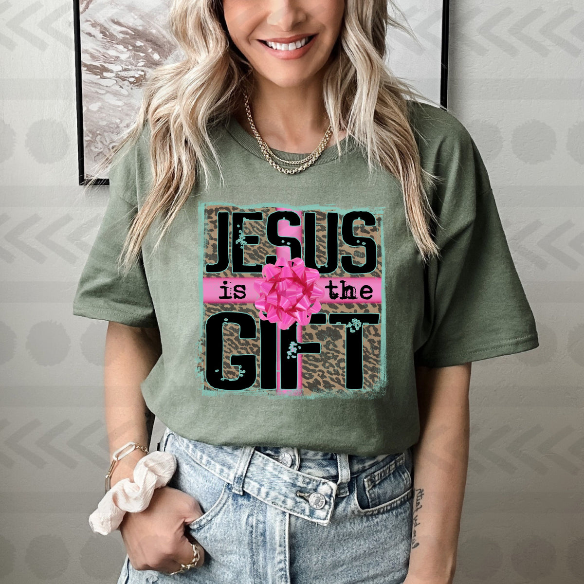 Jesus is the gift leopard background 14328 DTF Transfer