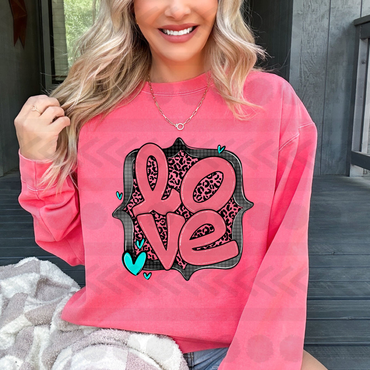 Love with leopard background 14671 DTF transfer