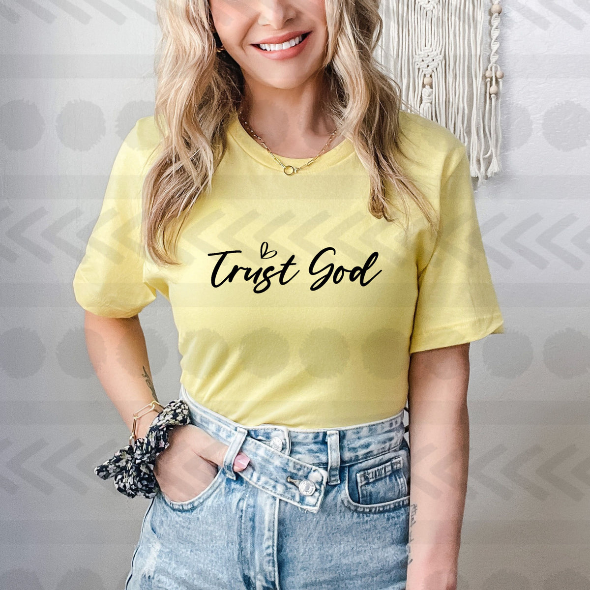 Trust God BLACK 18694 DTF transfer