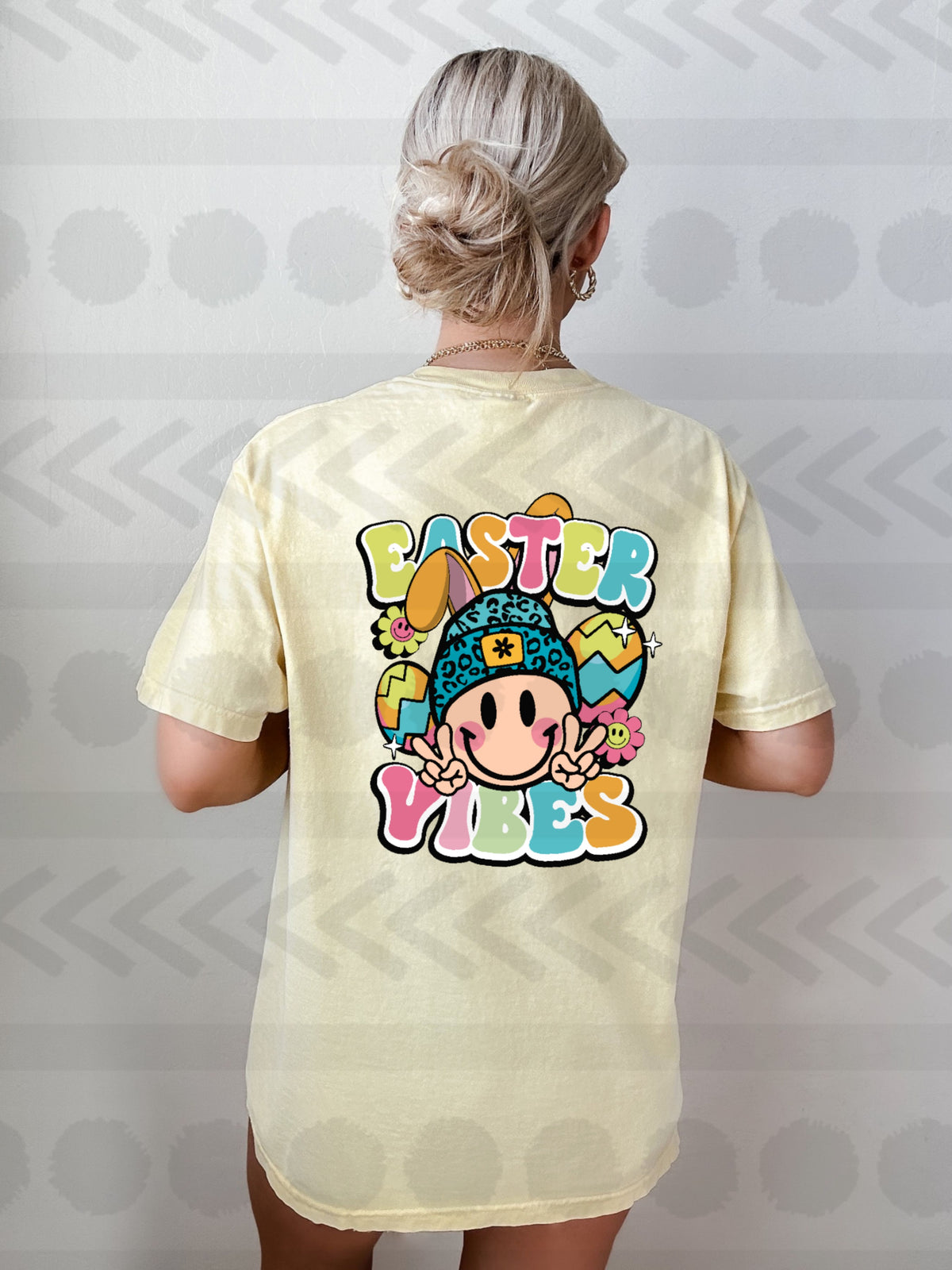 Easter vibes smiley bunny 18708 DTF transfer