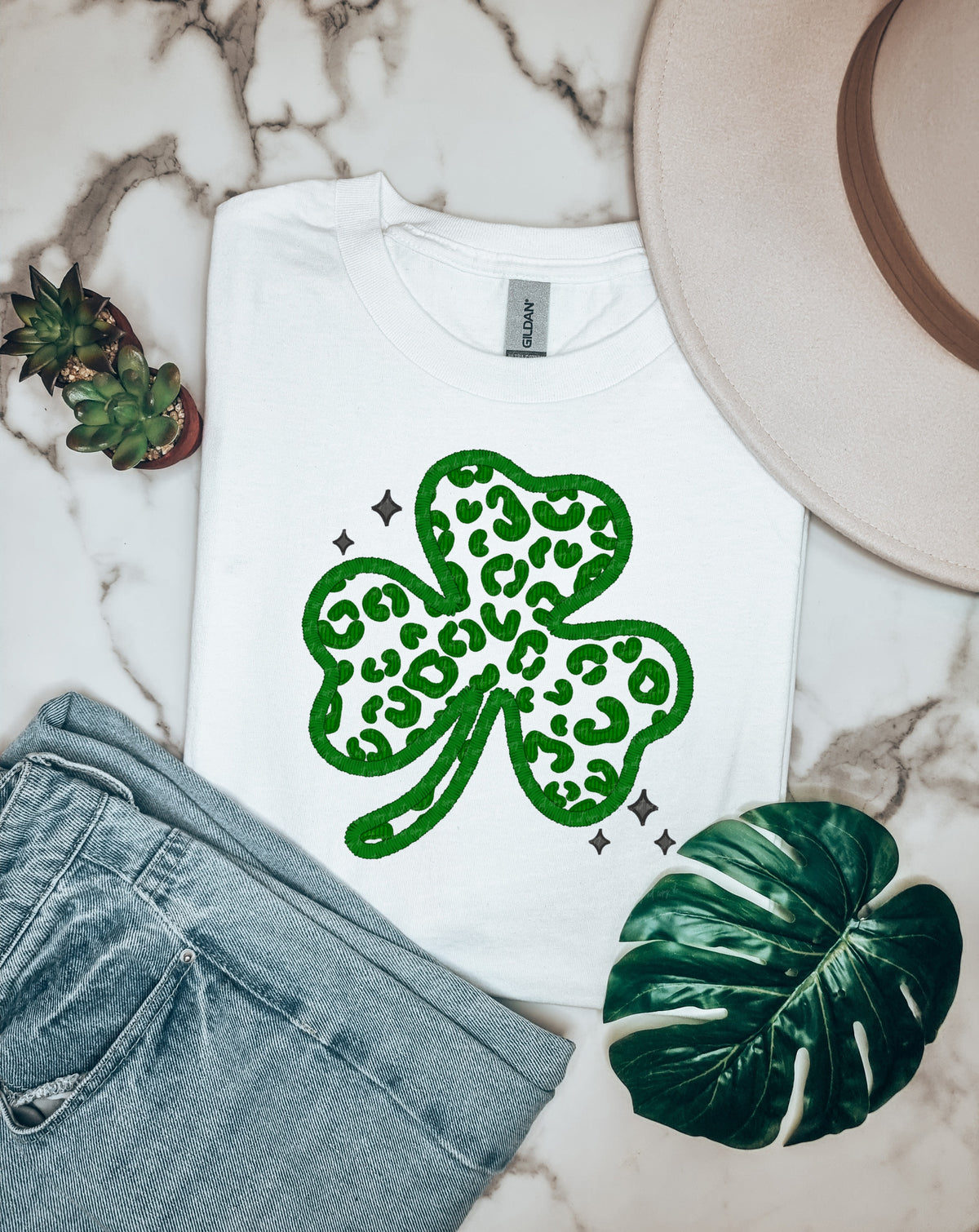 Leopard clover 22033 DTF transfer