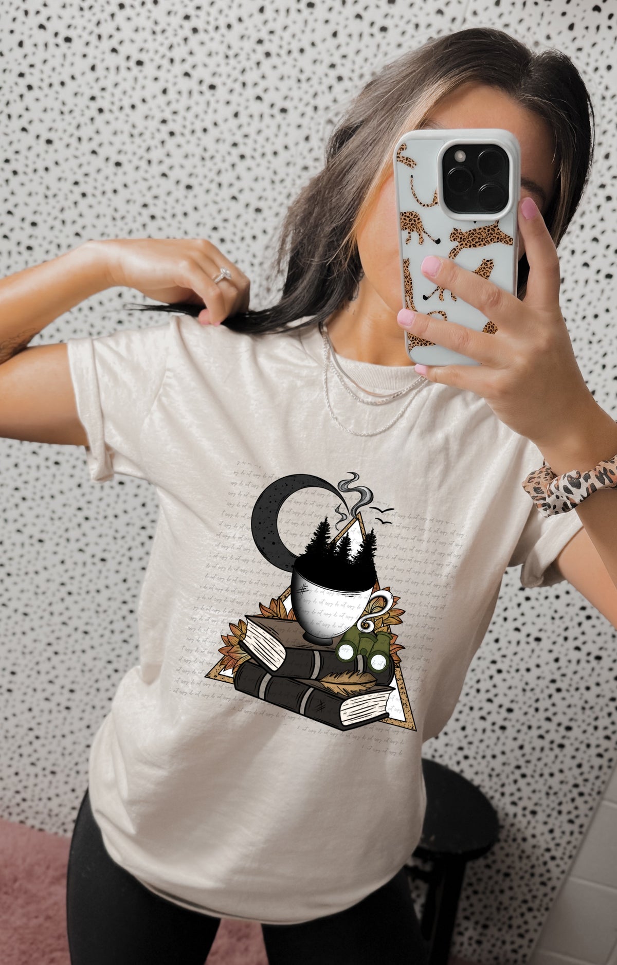 Books, moon, coffee cup triangle 22255 DTF transfer