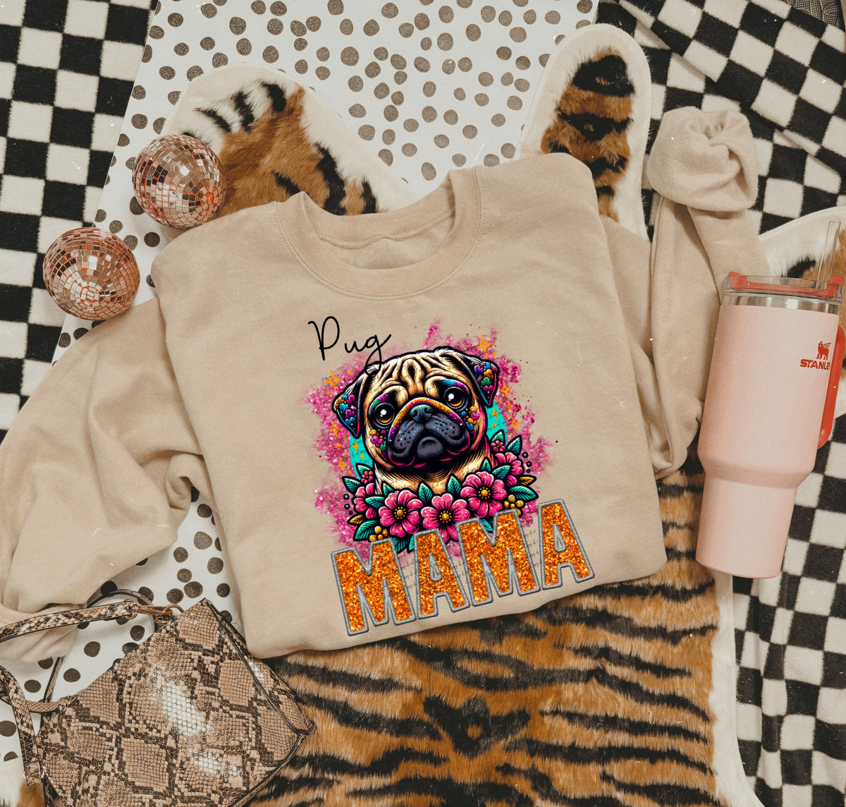 Pug mama 22153 DTF transfer