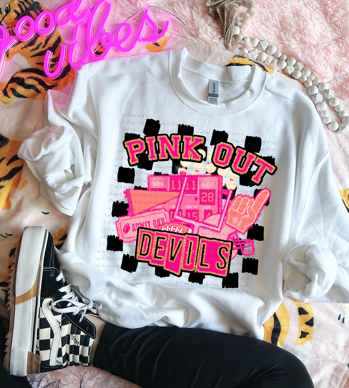 Pink Out Devils Checkered Background 61349 DTF transfer