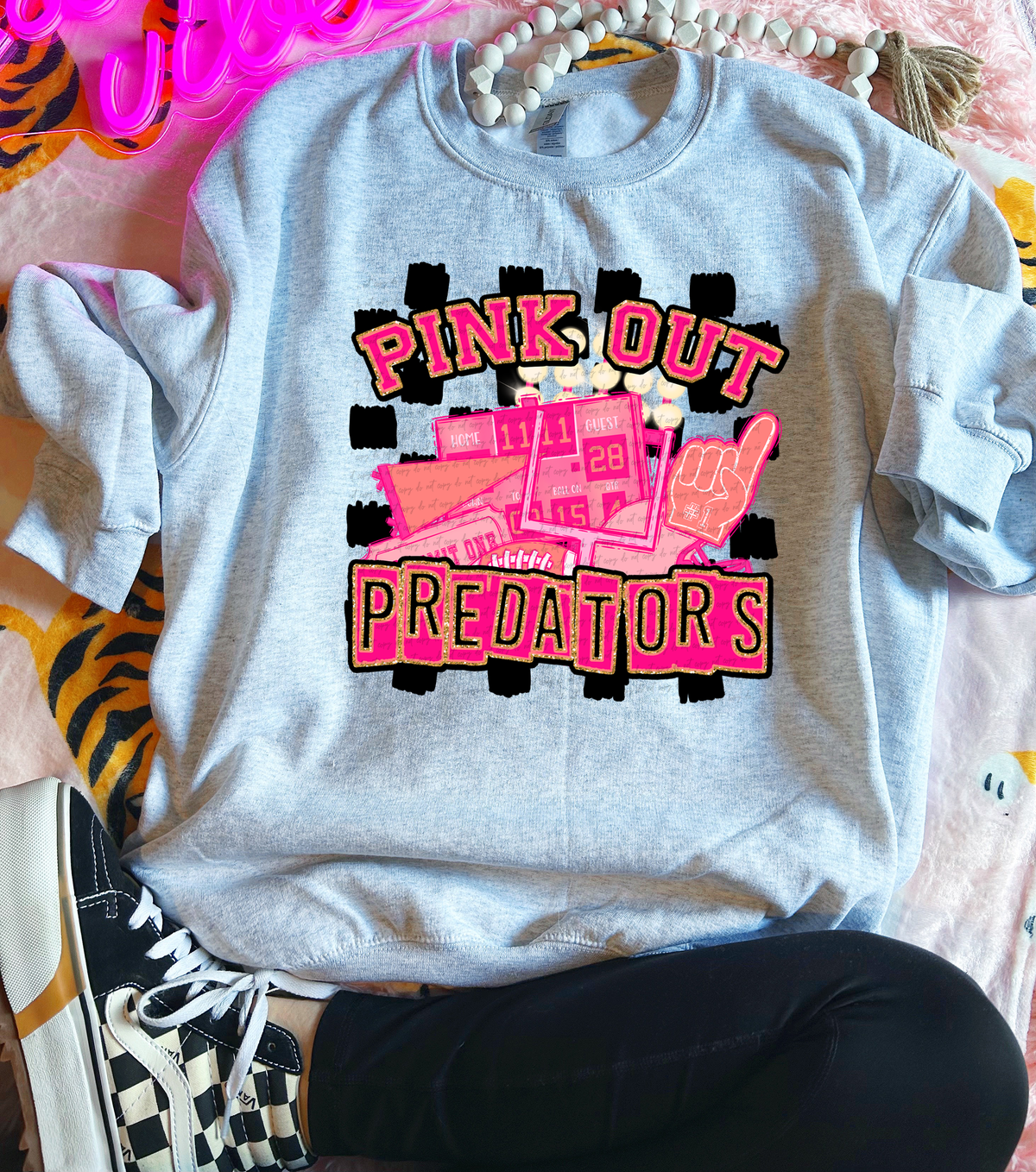 Pink Out Predators Checkered Background 61549 DTF transfer