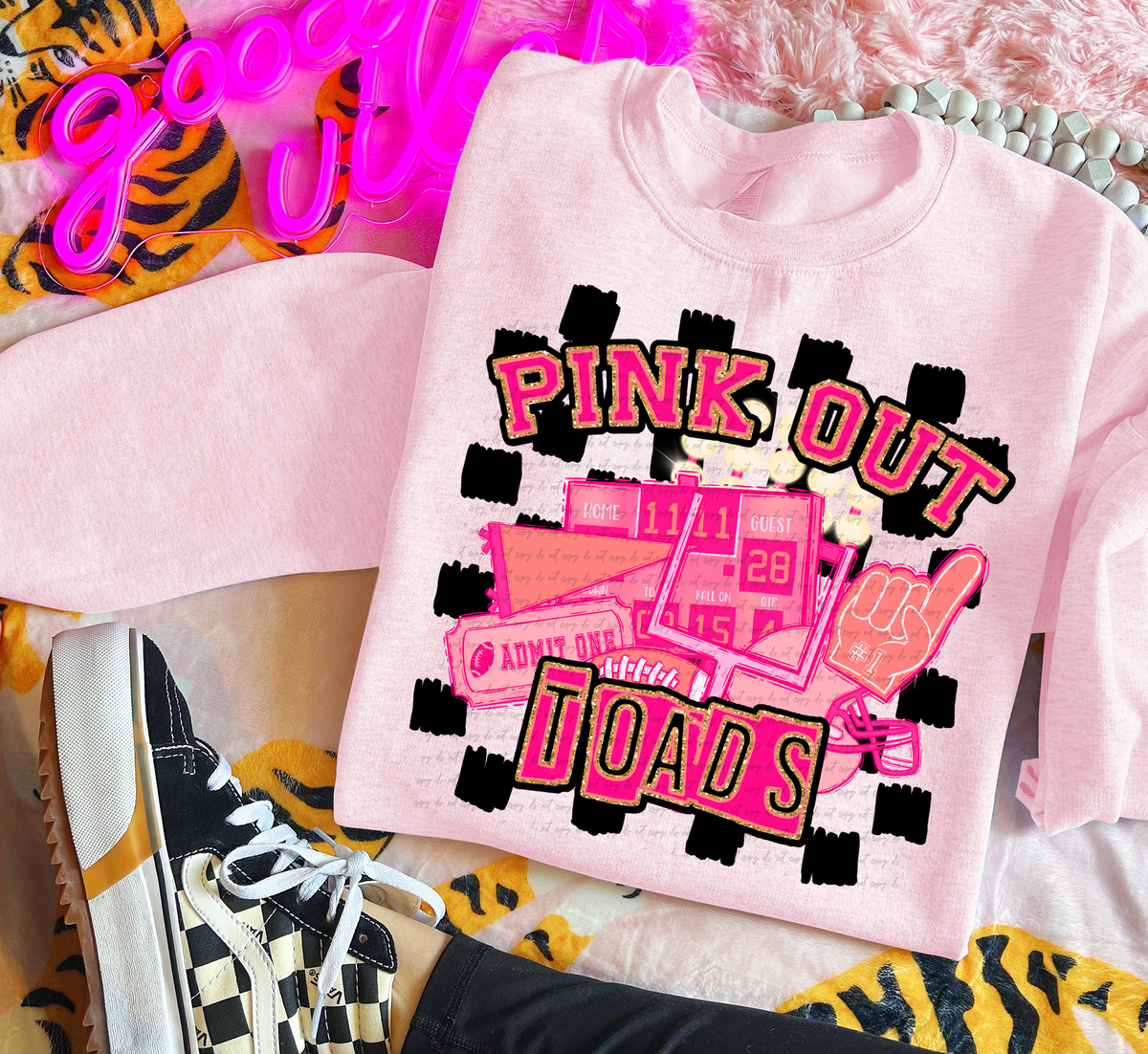 Pink Out Toads Checkered Background 61716 DTF transfer