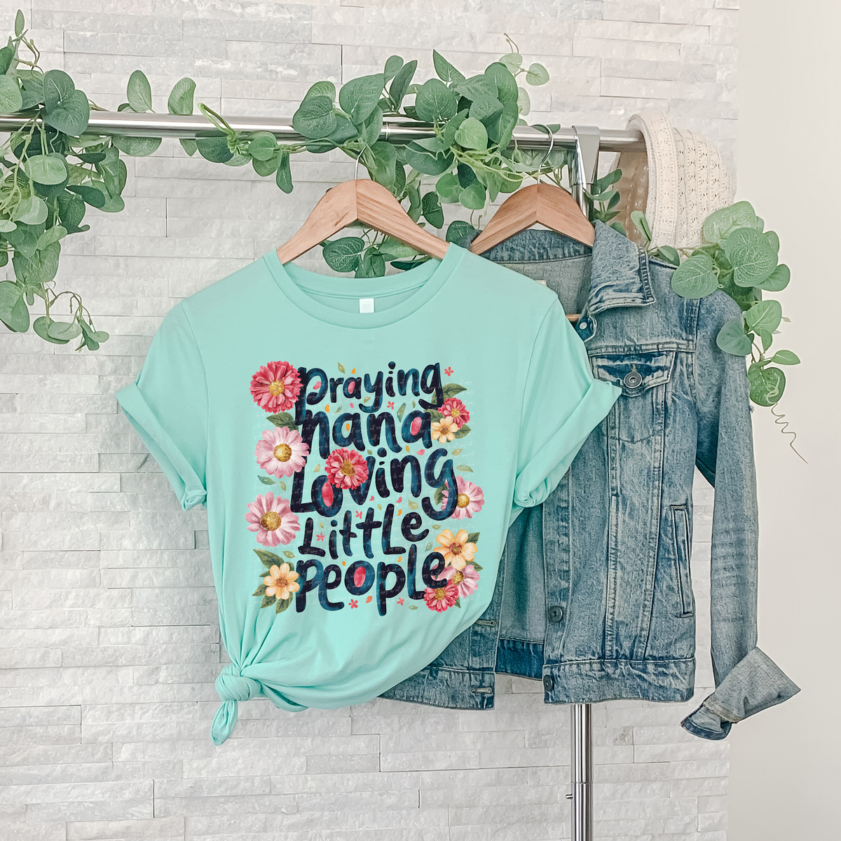 Praying Nana Loving Little 81374 DTF Transfer