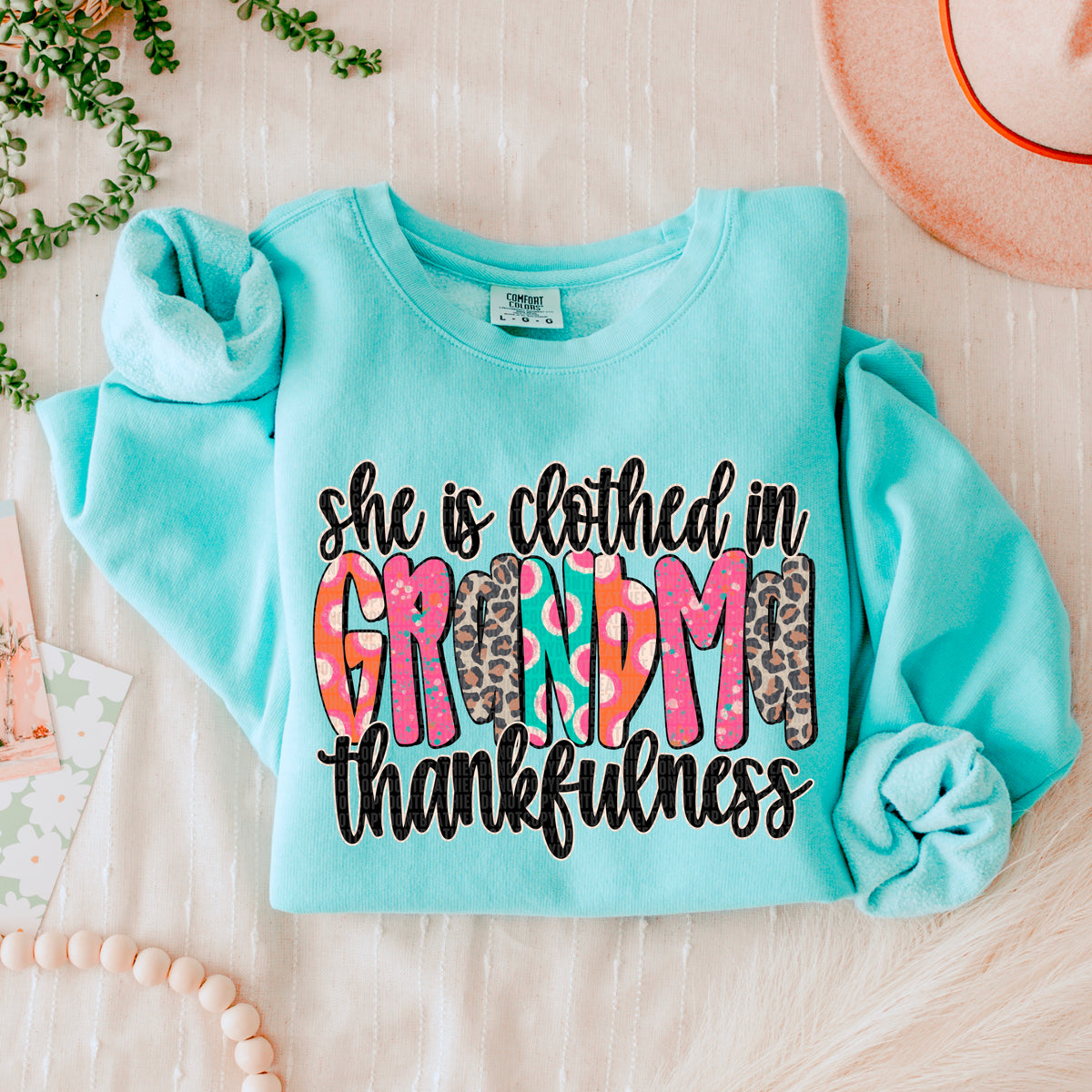Grandma she is clothed in thankfulness 45734 DTF transfer