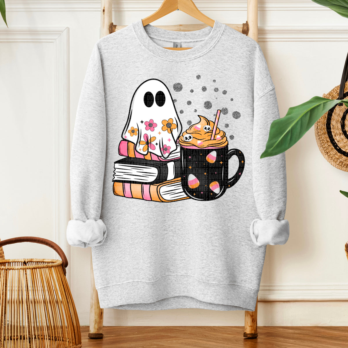 Spooky ghost with books (SDD) 109600 DTF transfer