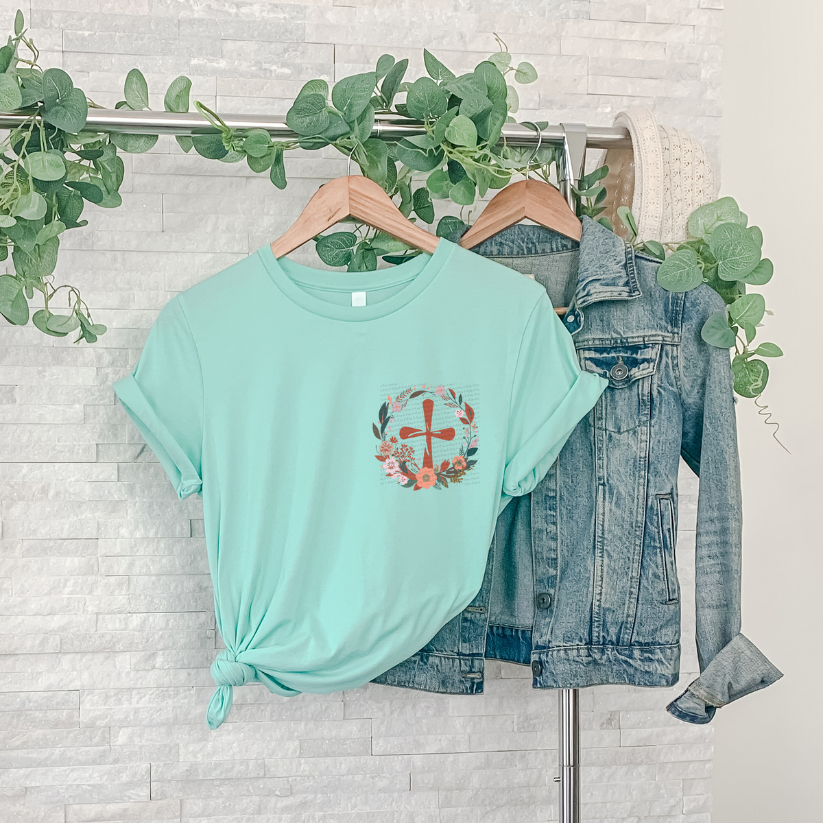 The Good Green Wreath Pocket 81312 DTF Transfer