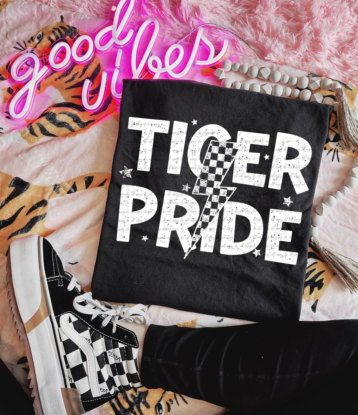 Tiger Pride Checkered Lightning Bolt White 89075 DTF Transfer
